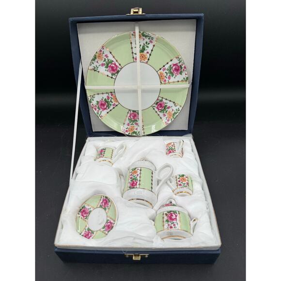 Beautiful Nantucket Home Miniature China Tea Set in Box - Picture 1 of 8